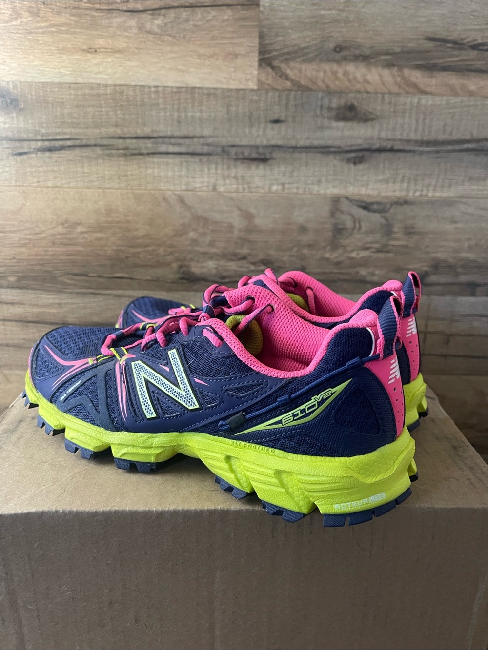 New-Balance 610v2 Running Shoes  Purple Pink Neon Green Women's Size 6.5
